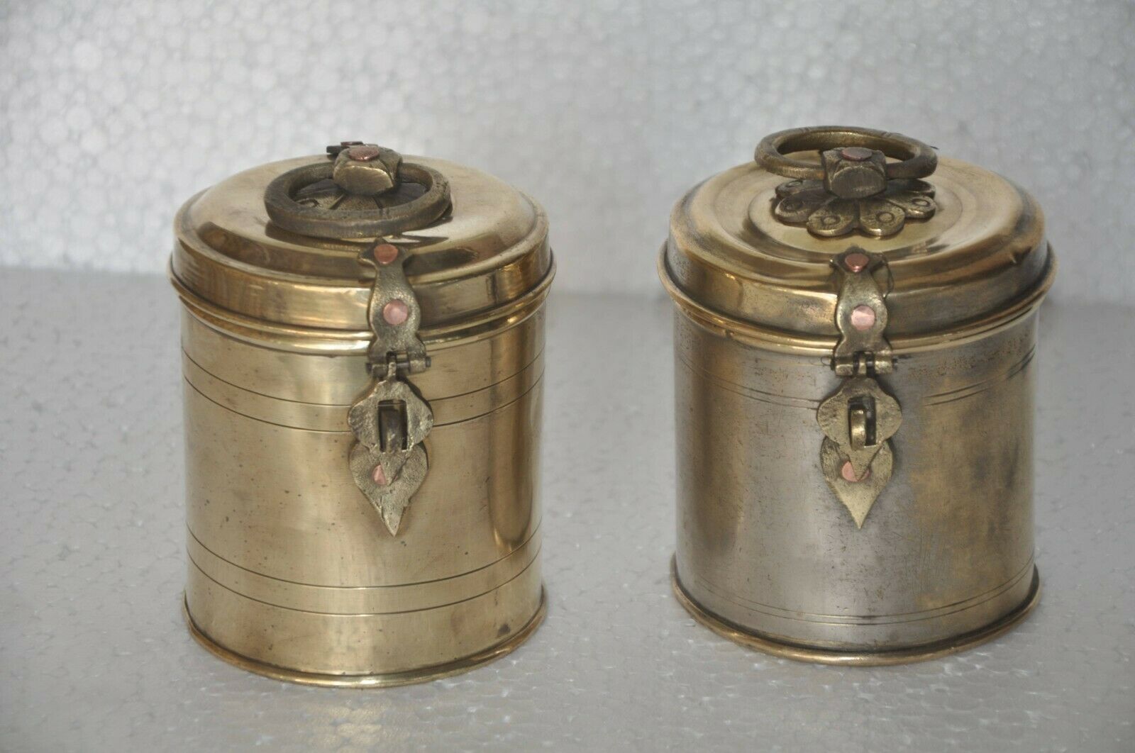 2 Pc Old Brass Handcrafted Cylindrical Shape Boxes