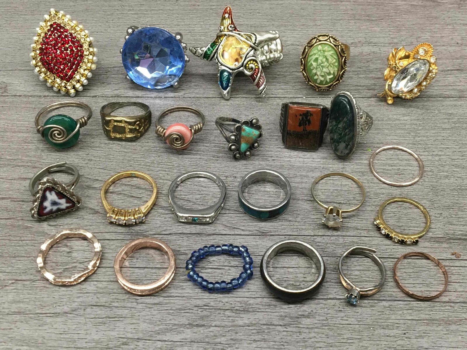 Costume Jewelry Rings Lot Sparkle Spiral Star